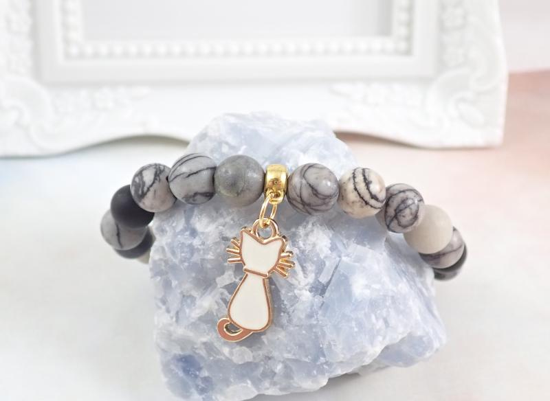 Fehér cicás jáspis karkötő