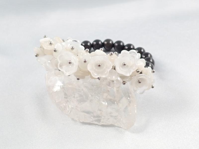 Fehér csend ásvány karkötő