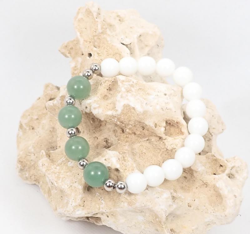 Fehér karkötő aventurinnal