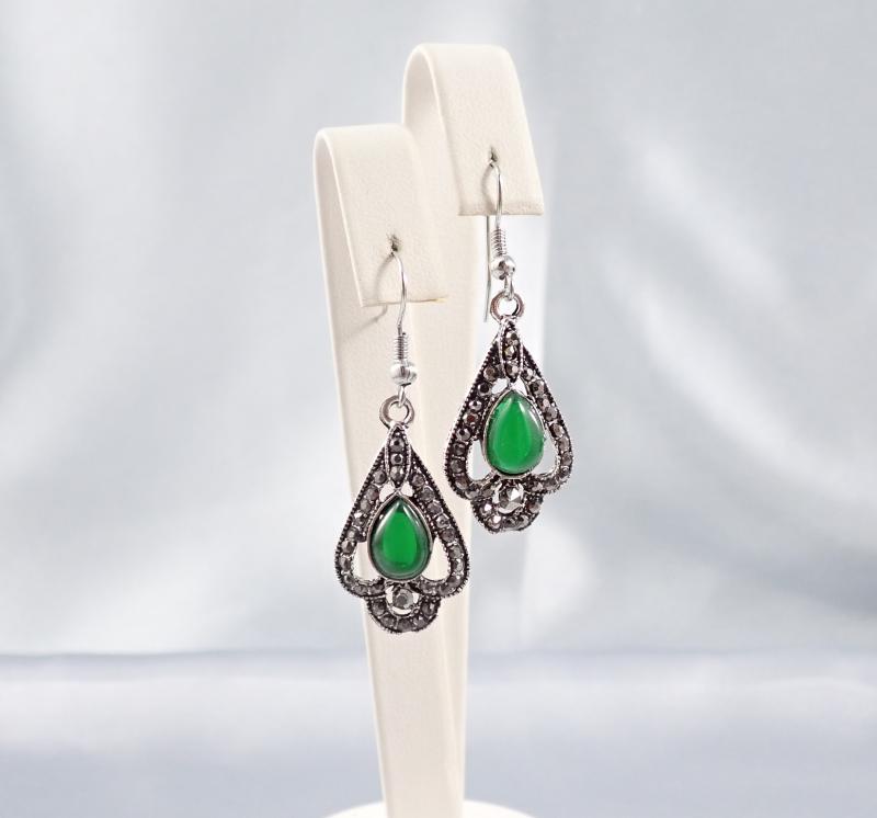 Fülbevaló antik, hatású, zöld