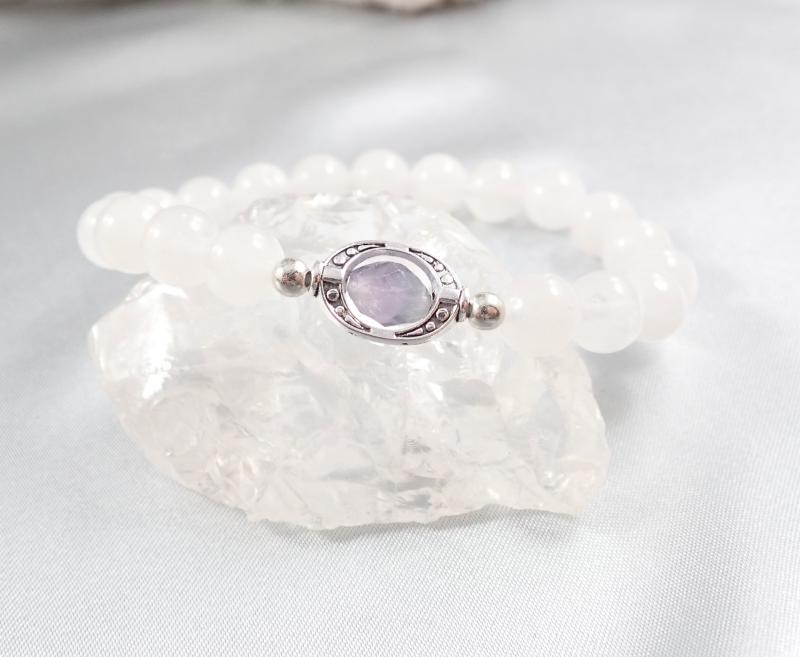 Holdkapu karkötő, fehér, egy gyöngyös