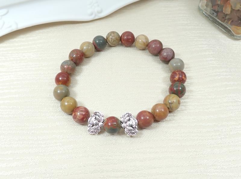 Jáspis karkötő, levélkés díszekkel