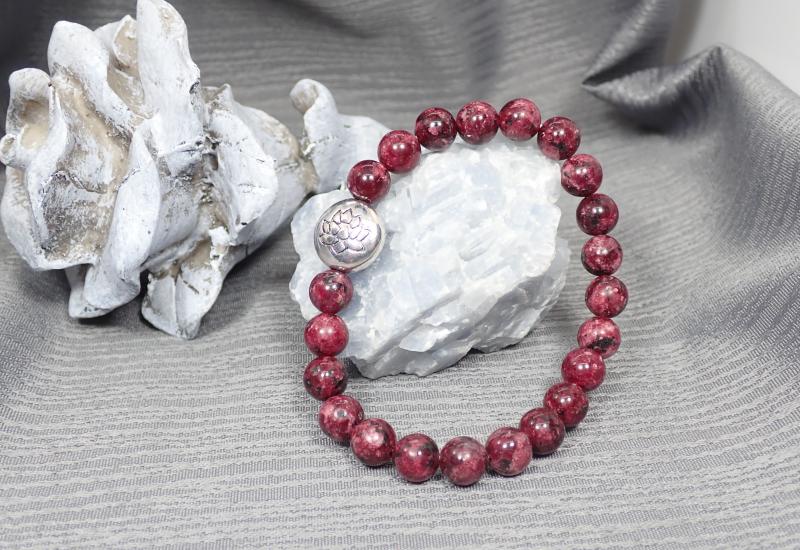 Karkötő lótusz mintás dísszel (XL)