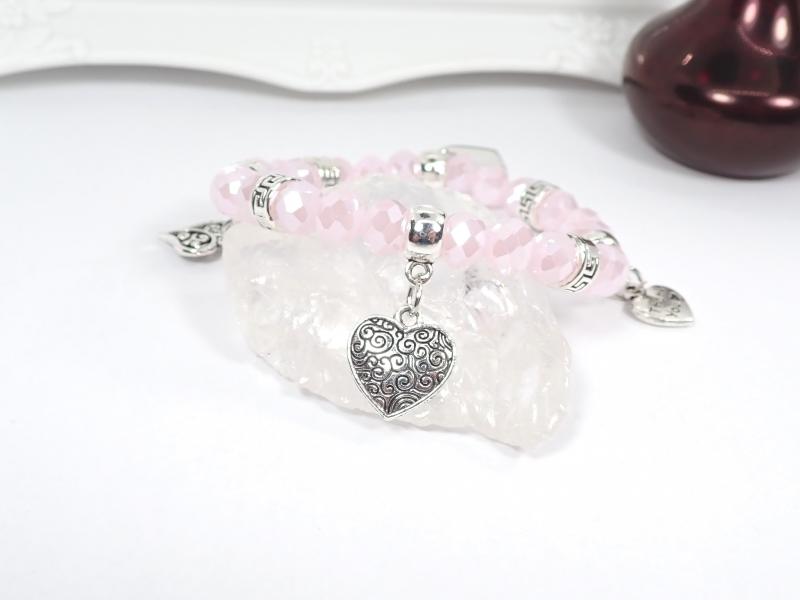 Karkötő négy szívecskével, rózsaszín