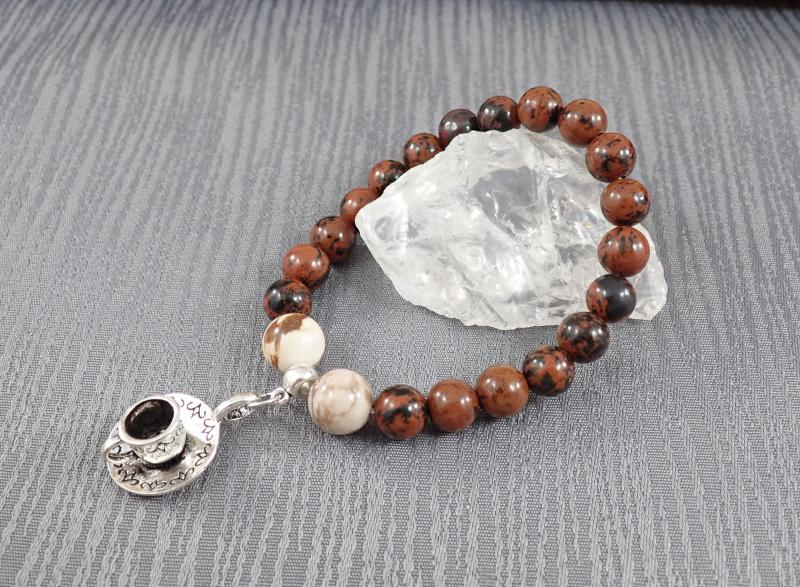 Kávéimádó karkötő, tejeskávé