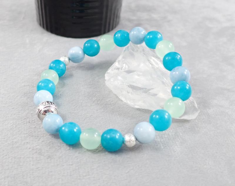 Kék-zöld karkötő fém gyönggyel