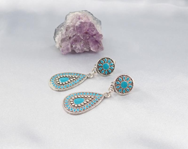 Keleties kék, festett fülbevaló