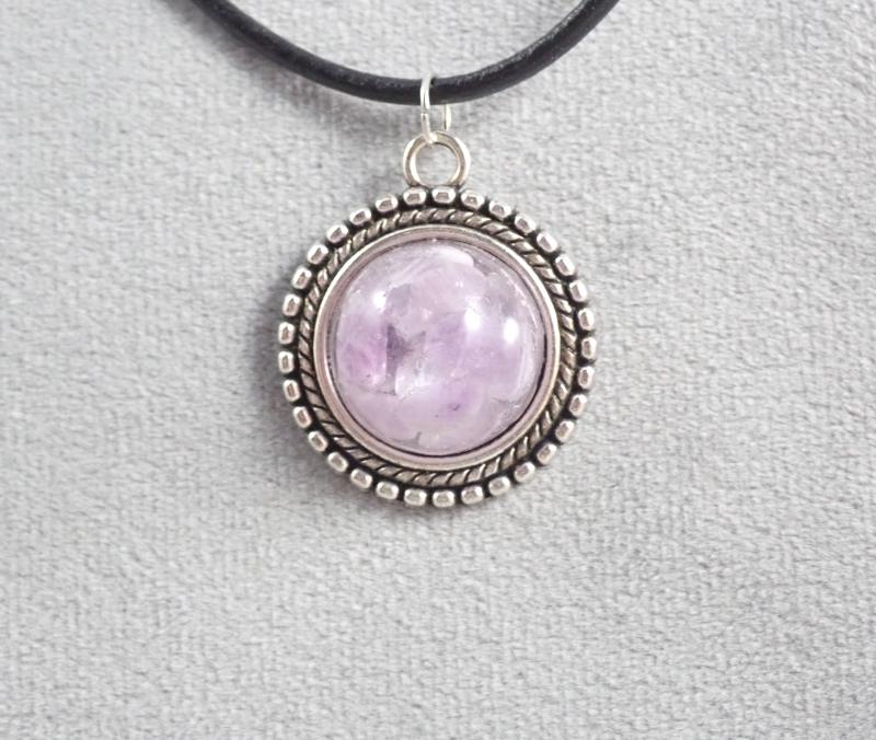 Kör medál ametiszttel