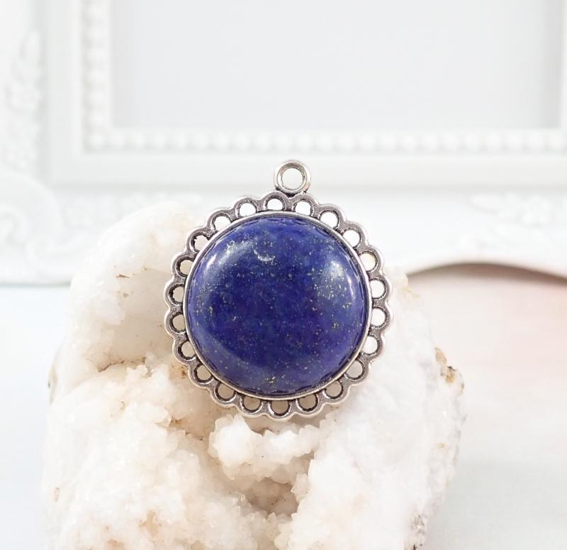 Lapis lazuli medál antikolt keretben, kerek