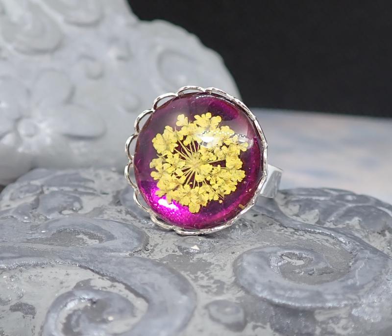 Lila-sárga virágos gyűrű