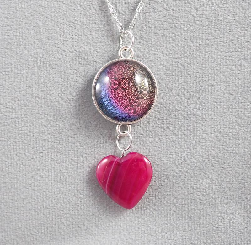 Mandalás medál achát szívvel 1