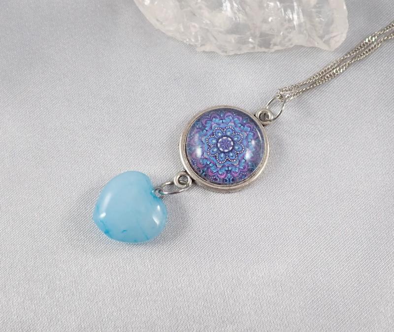 Mandalás medál achát szívvel 2