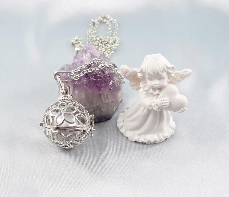 Nyitható medál ezüstszürke gyönggyel 2