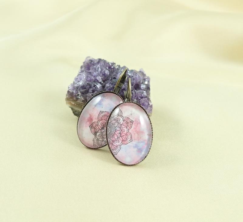 Ovális fülbevaló mandala mintával