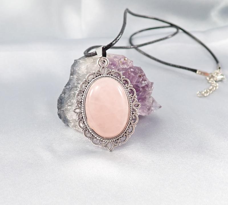 Rózsakvarc medál, ovális 1