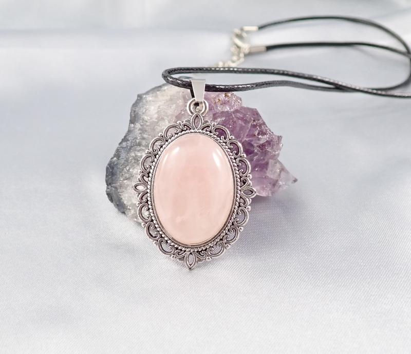 Rózsakvarc medál, ovális 2