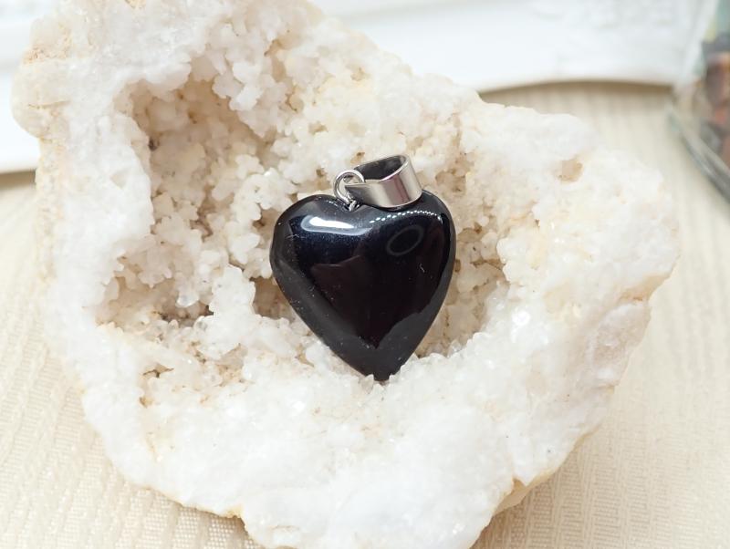 Szív formájú ónix medál nyakláccal 2