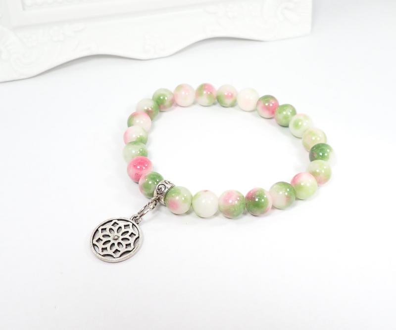Szivárvány jáde karkötő virággal 2