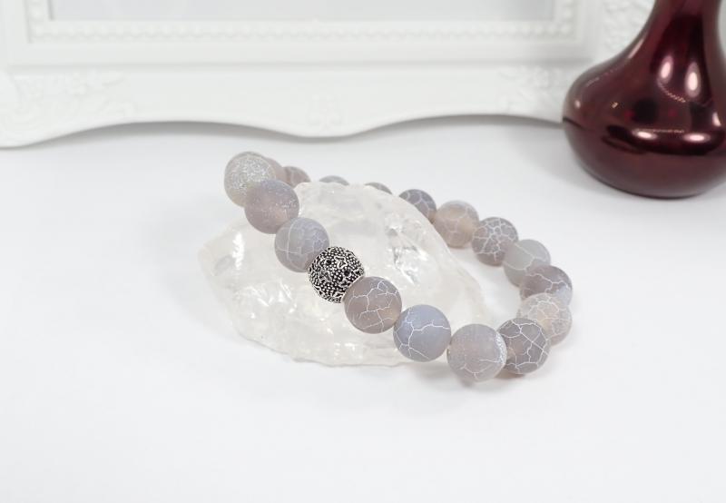 Szürke matt achát karkötő