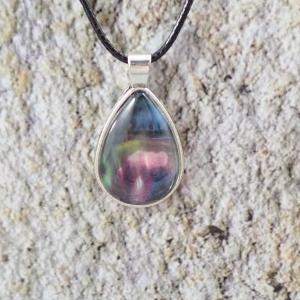 Aurora borealis medál, csepp