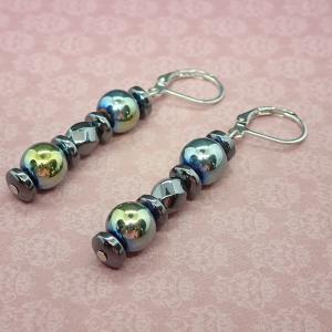 Csavart és szivárványos hematit fülbevaló