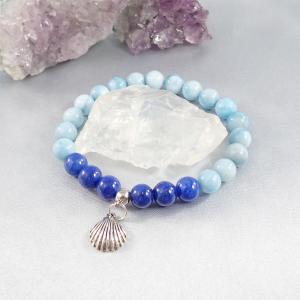 Kék jáde karkötő kagylócskával