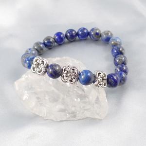 Kék ornamentika – szodalit karkötő