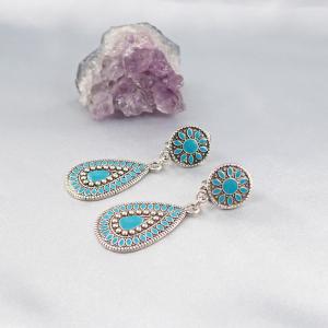 Keleties kék, festett fülbevaló