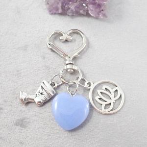 Kulcstartó egyiptomi díszekkel, Nefertiti