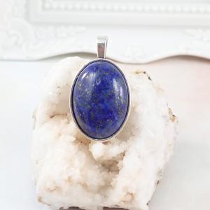 Lapis lazuli medál egyszerű vonalú keretben