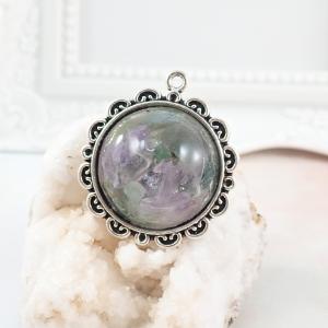 Medál ametiszttel és aventurinnal