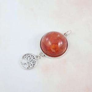 Medál karneollal és életfával