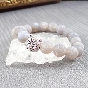 Morcos cica karkötő, achát, szürke