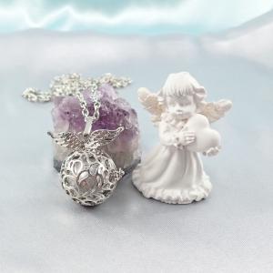 Nyitható medál ezüstszürke gyönggyel