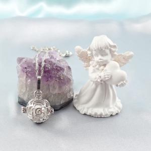 Nyitható medál, howlit gyönggyel, kicsi