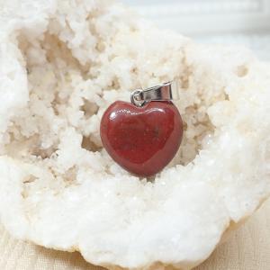Piros (vörös) jáspis medál, szív 2