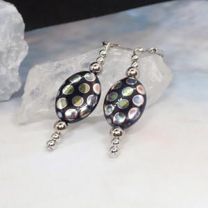 Pöttyös-gyöngyös fülbevaló