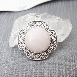 Rózsakvarc medál antikolt keretben, nagyobb