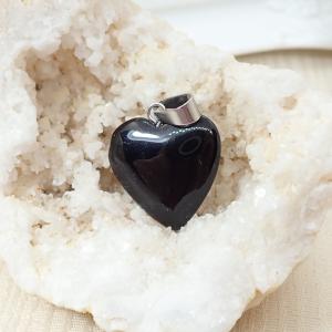 Szív formájú ónix medál nyakláccal 2