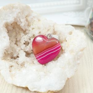 Szív formájú sávos achát medál nyakláccal 1