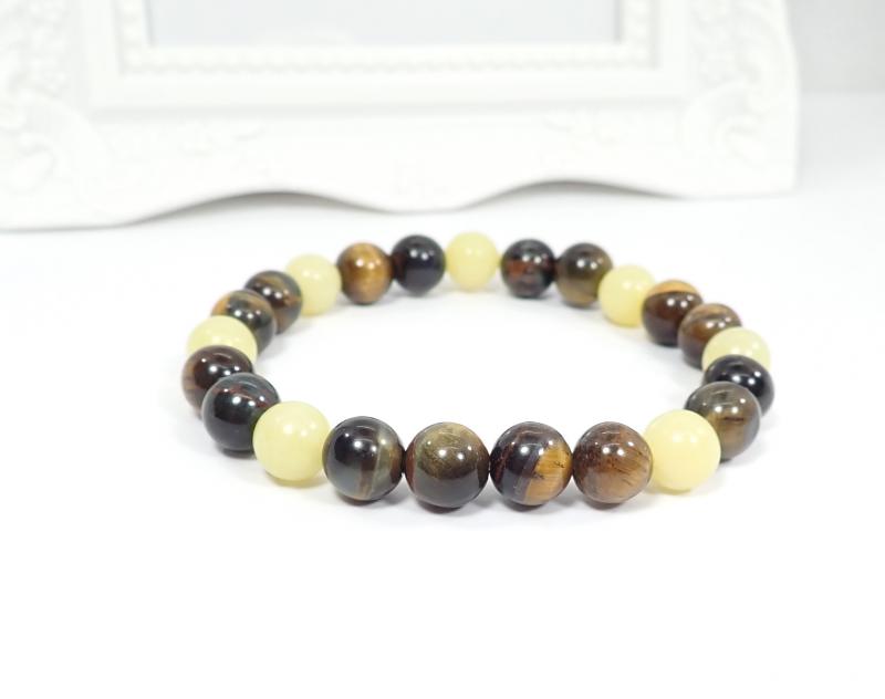 Tigrisszem és jáde karkötő