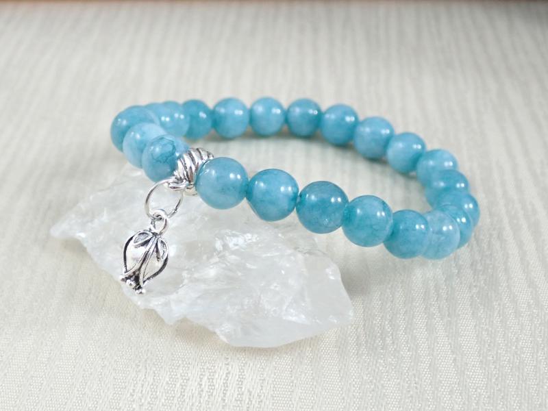 Világos tengerzöld achát karkötő