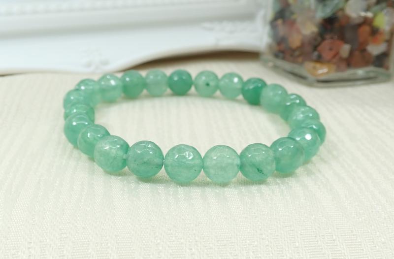 Zöld achát karkötő, csiszolt