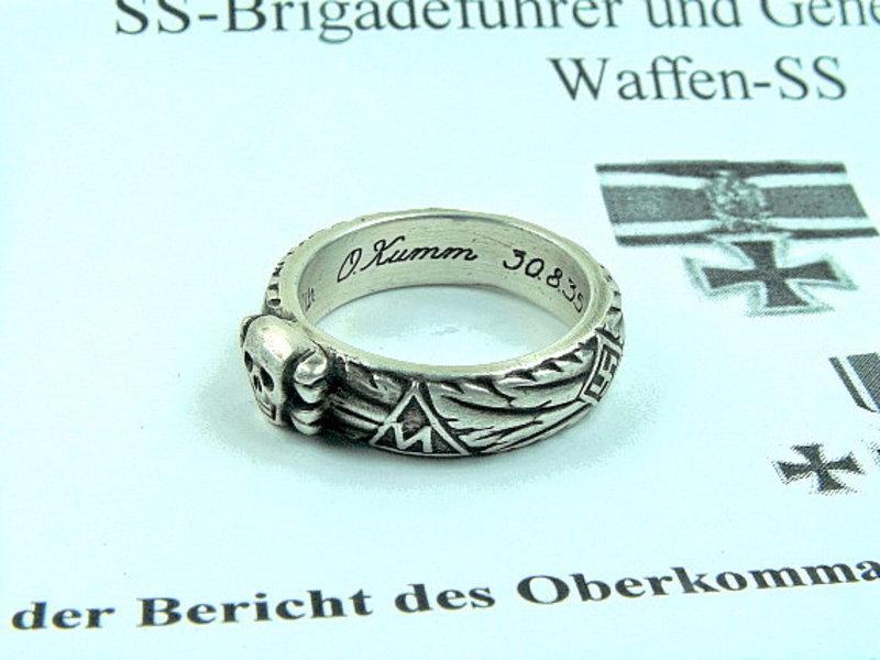 SS Totenkopfring O. Kumm becsületgyűrű hűséggyűrű