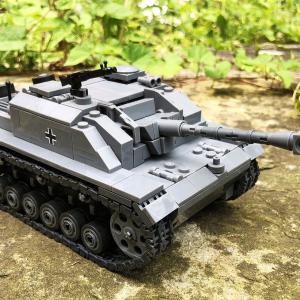 Sturmgeschütz III (StuG III) építőjáték 721 darabos + 3 bábú