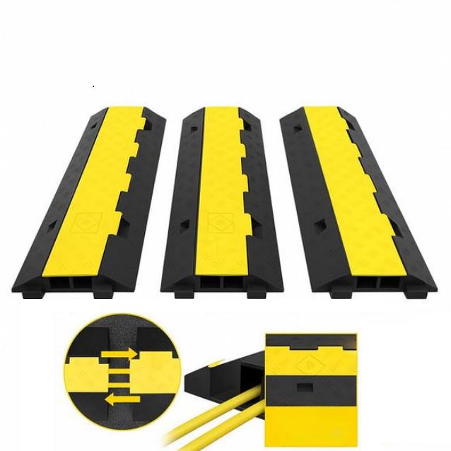 3 darabos Kábelrámpa, kábelvédő padlóhíd  2 csatornás, 101×24,5×5 cm