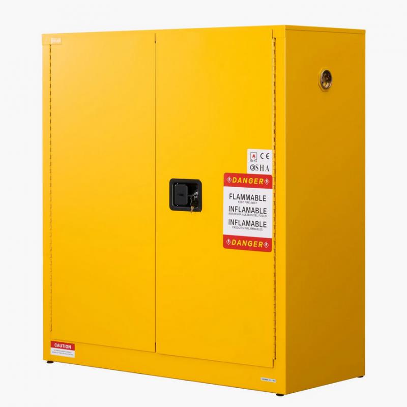 Biztonsági tárolószekrény – 109,2 × 46 × 118 cm 124 liter