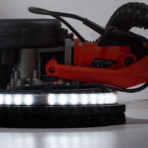 Elektromos gipszkarton csiszoló teleszkópos nyéllel – 750 W, LED világítással és porelszívással