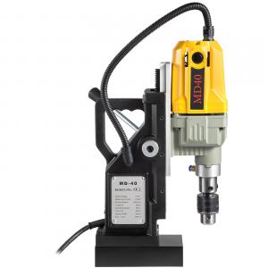 Mágneses magfúrógép 1100 W – Ø 40 mm furatátmérő, 12 000 N mágneses tartóerő, 580 ford./perc, hordozható elektromos fúrógép 7 db fúrószárral