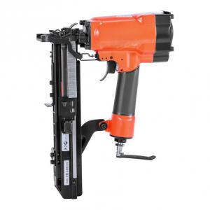 Pneumatikus tűzőgép (16-os) – 26,4 mm széles koronához, 16–38 mm kapocshossz, 4,8–8,3 bar üzemi nyomás,